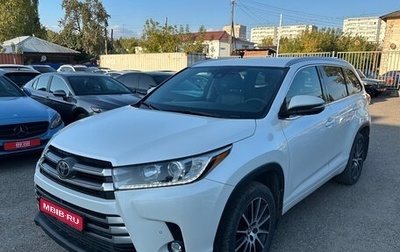 Toyota Highlander III, 2017 год, 3 000 000 рублей, 1 фотография