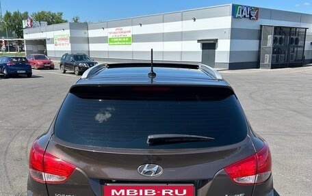 Hyundai ix35 I рестайлинг, 2013 год, 1 290 000 рублей, 24 фотография