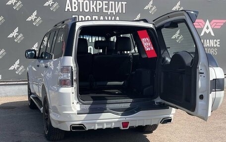 Mitsubishi Pajero IV, 2019 год, 6 000 000 рублей, 8 фотография