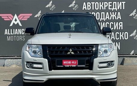 Mitsubishi Pajero IV, 2019 год, 6 000 000 рублей, 2 фотография