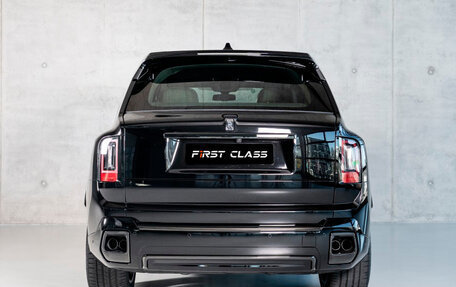 Rolls-Royce Cullinan, 2025 год, 71 490 000 рублей, 6 фотография