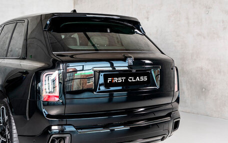 Rolls-Royce Cullinan, 2025 год, 71 490 000 рублей, 10 фотография