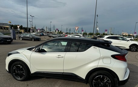 Toyota C-HR I рестайлинг, 2021 год, 2 950 000 рублей, 7 фотография