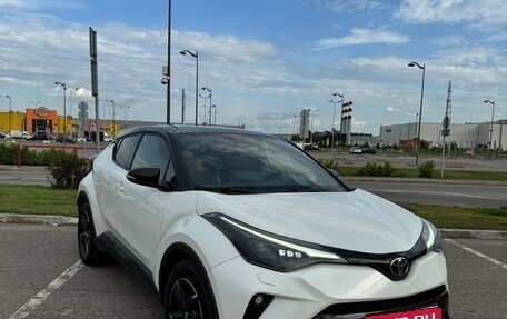 Toyota C-HR I рестайлинг, 2021 год, 2 950 000 рублей, 12 фотография