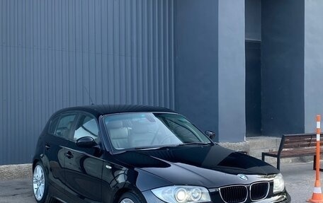 BMW 1 серия, 2006 год, 730 000 рублей, 2 фотография