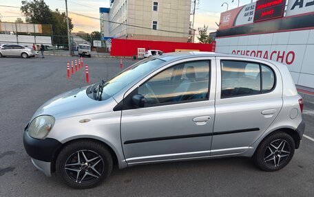 Toyota Yaris I рестайлинг, 2001 год, 275 000 рублей, 4 фотография