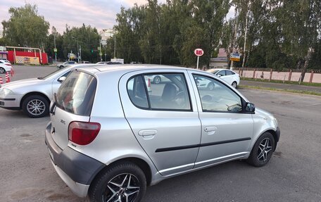 Toyota Yaris I рестайлинг, 2001 год, 275 000 рублей, 6 фотография