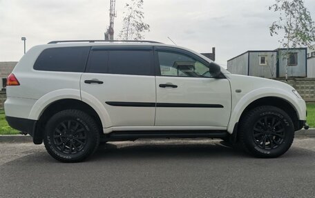Mitsubishi Pajero Sport II рестайлинг, 2008 год, 1 999 000 рублей, 4 фотография