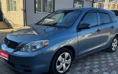 Toyota Matrix, 2003 год, 750 000 рублей, 1 фотография