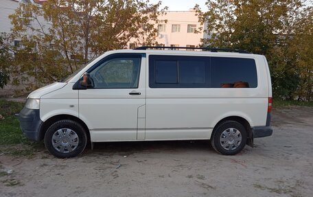 Volkswagen Transporter T5 рестайлинг, 2007 год, 950 000 рублей, 3 фотография