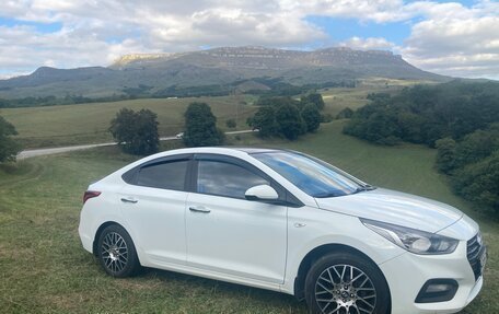 Hyundai Solaris II рестайлинг, 2017 год, 1 250 000 рублей, 1 фотография