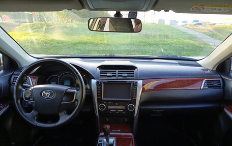 Toyota Camry, 2013 год, 1 200 000 рублей, 18 фотография