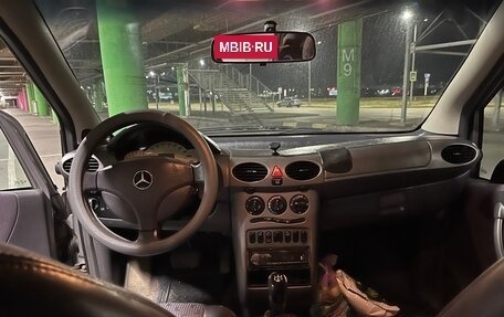 Mercedes-Benz A-Класс, 1998 год, 260 000 рублей, 2 фотография
