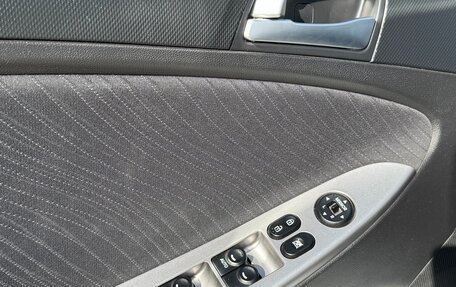 Hyundai Solaris II рестайлинг, 2016 год, 1 170 000 рублей, 11 фотография