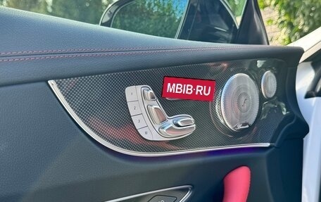 Mercedes-Benz E-Класс AMG, 2022 год, 9 300 000 рублей, 14 фотография