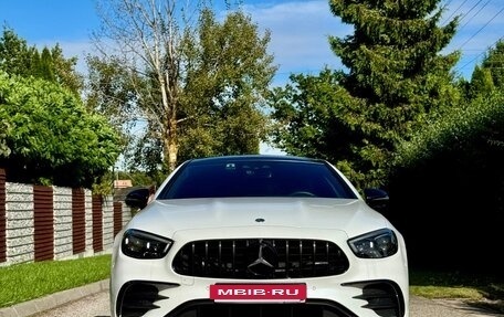 Mercedes-Benz E-Класс AMG, 2022 год, 9 300 000 рублей, 2 фотография