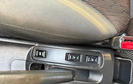 Nissan Note II рестайлинг, 2011 год, 540 000 рублей, 16 фотография