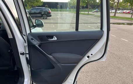Volkswagen Tiguan I, 2015 год, 1 445 000 рублей, 26 фотография