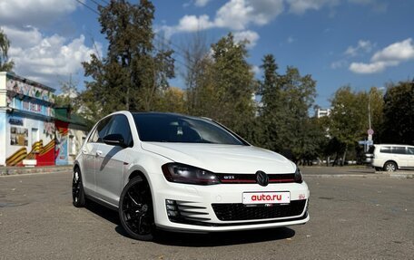 Volkswagen Golf GTI VII, 2017 год, 2 300 000 рублей, 4 фотография