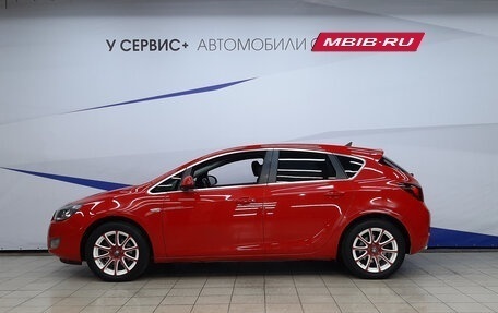 Opel Astra J, 2010 год, 650 000 рублей, 2 фотография