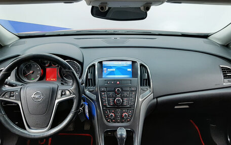 Opel Astra J, 2010 год, 650 000 рублей, 9 фотография