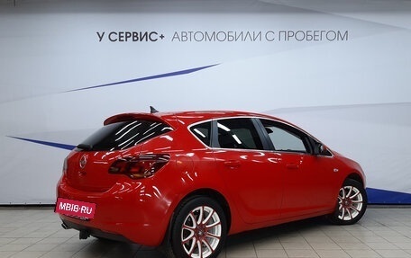 Opel Astra J, 2010 год, 650 000 рублей, 3 фотография