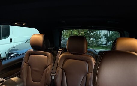 Mercedes-Benz V-Класс, 2016 год, 3 500 000 рублей, 14 фотография