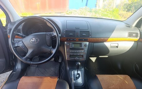 Toyota Avensis III рестайлинг, 2006 год, 990 000 рублей, 7 фотография