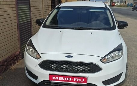 Ford Focus III, 2017 год, 950 000 рублей, 2 фотография