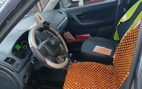 Skoda Fabia II, 2012 год, 550 000 рублей, 4 фотография