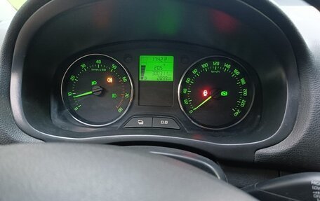Skoda Fabia II, 2012 год, 550 000 рублей, 3 фотография