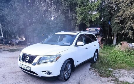 Nissan Pathfinder, 2013 год, 1 652 000 рублей, 5 фотография