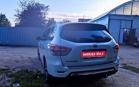 Nissan Pathfinder, 2013 год, 1 652 000 рублей, 2 фотография