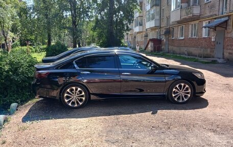 Honda Accord IX рестайлинг, 2013 год, 1 840 000 рублей, 1 фотография