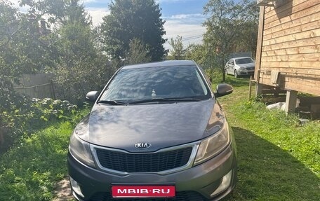 KIA Rio III рестайлинг, 2013 год, 800 000 рублей, 1 фотография