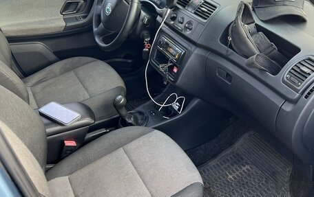 Skoda Fabia II, 2010 год, 399 999 рублей, 4 фотография