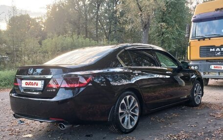 Honda Accord IX рестайлинг, 2013 год, 1 840 000 рублей, 2 фотография