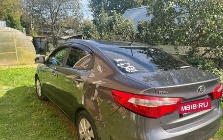 KIA Rio III рестайлинг, 2013 год, 800 000 рублей, 4 фотография