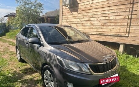 KIA Rio III рестайлинг, 2013 год, 800 000 рублей, 2 фотография