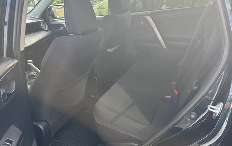 Toyota RAV4, 2018 год, 9 фотография