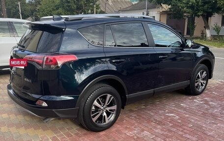 Toyota RAV4, 2018 год, 3 фотография