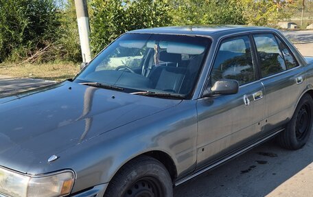 Toyota Mark II VIII (X100), 1990 год, 400 000 рублей, 2 фотография
