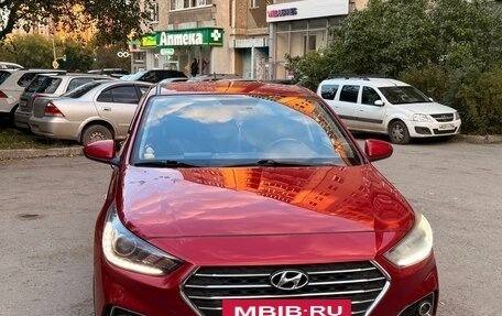 Hyundai Solaris II рестайлинг, 2018 год, 1 200 000 рублей, 5 фотография