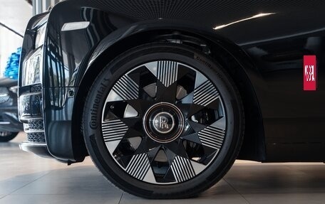 Rolls-Royce Phantom VIII, 2023 год, 75 000 000 рублей, 13 фотография