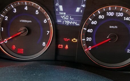 Hyundai Solaris II рестайлинг, 2012 год, 610 000 рублей, 13 фотография