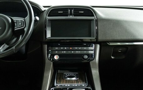 Jaguar F-Pace, 2017 год, 2 899 898 рублей, 14 фотография