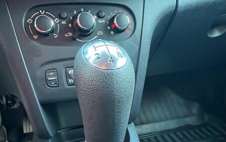 Renault Logan II, 2014 год, 850 000 рублей, 14 фотография