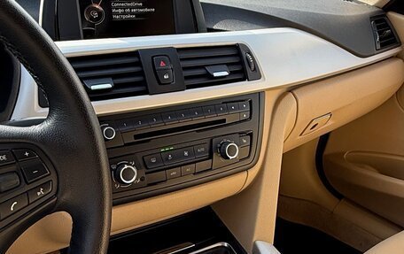 BMW 3 серия, 2015 год, 1 850 000 рублей, 14 фотография