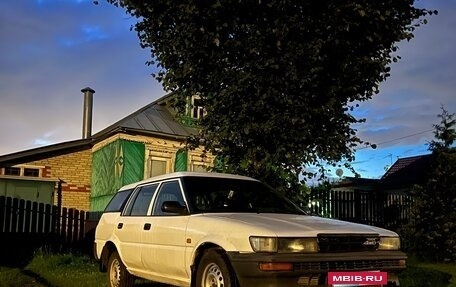 Toyota Corolla, 1990 год, 200 000 рублей, 4 фотография