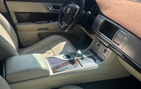 Jaguar XF I рестайлинг, 2009 год, 1 000 000 рублей, 12 фотография